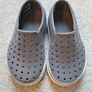 Natives Toddler size 8